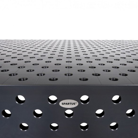 Stół spawalniczy SPARTUS MAXIMUS 3D 2000x1000x200mm | diagonalny | D28 | 4 nogi ze stopami L=650mm